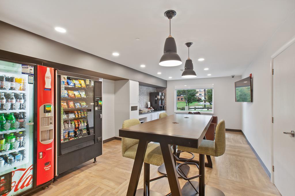 Extended Stay America Premier Suites - Providence - East Providence Екстер'єр фото